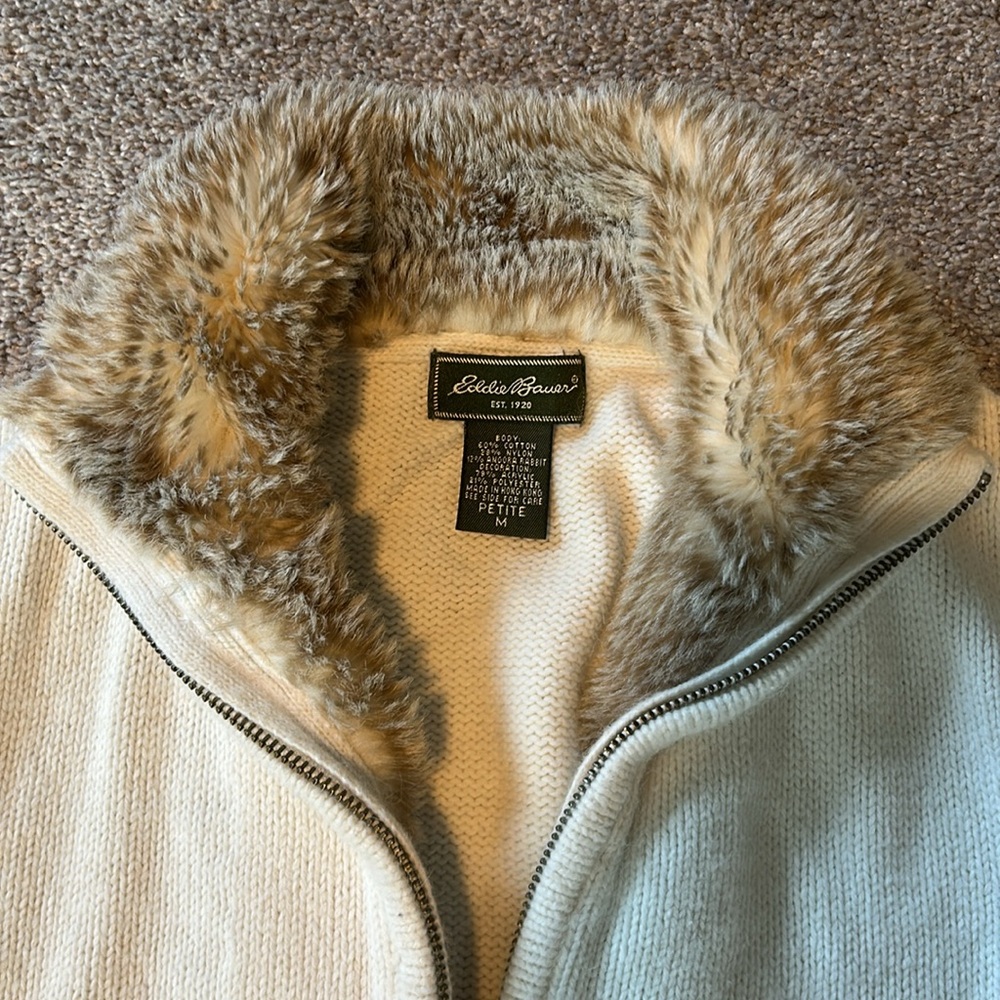 Eddie Bauer Vest - Picture 2 of 6